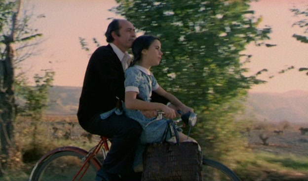 Carlos.Saura.La.Prima.Angelica.by. DivXclasico.rus.esp[(143981)21-30-01]